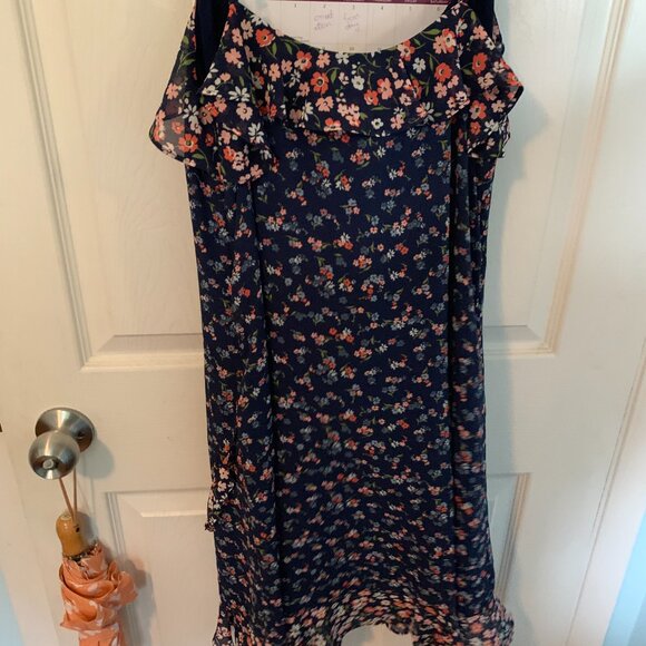 Micheal Kors Floral Dress - Picture 5 of 7